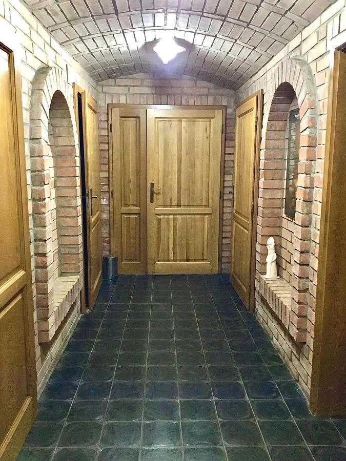 Sklep U Dusana Vracov Exterior foto